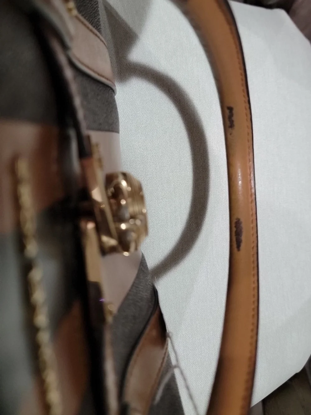Michael Kors Hamilton Center Stripe MK Signature Logo Satchel Brown Tan Padlock